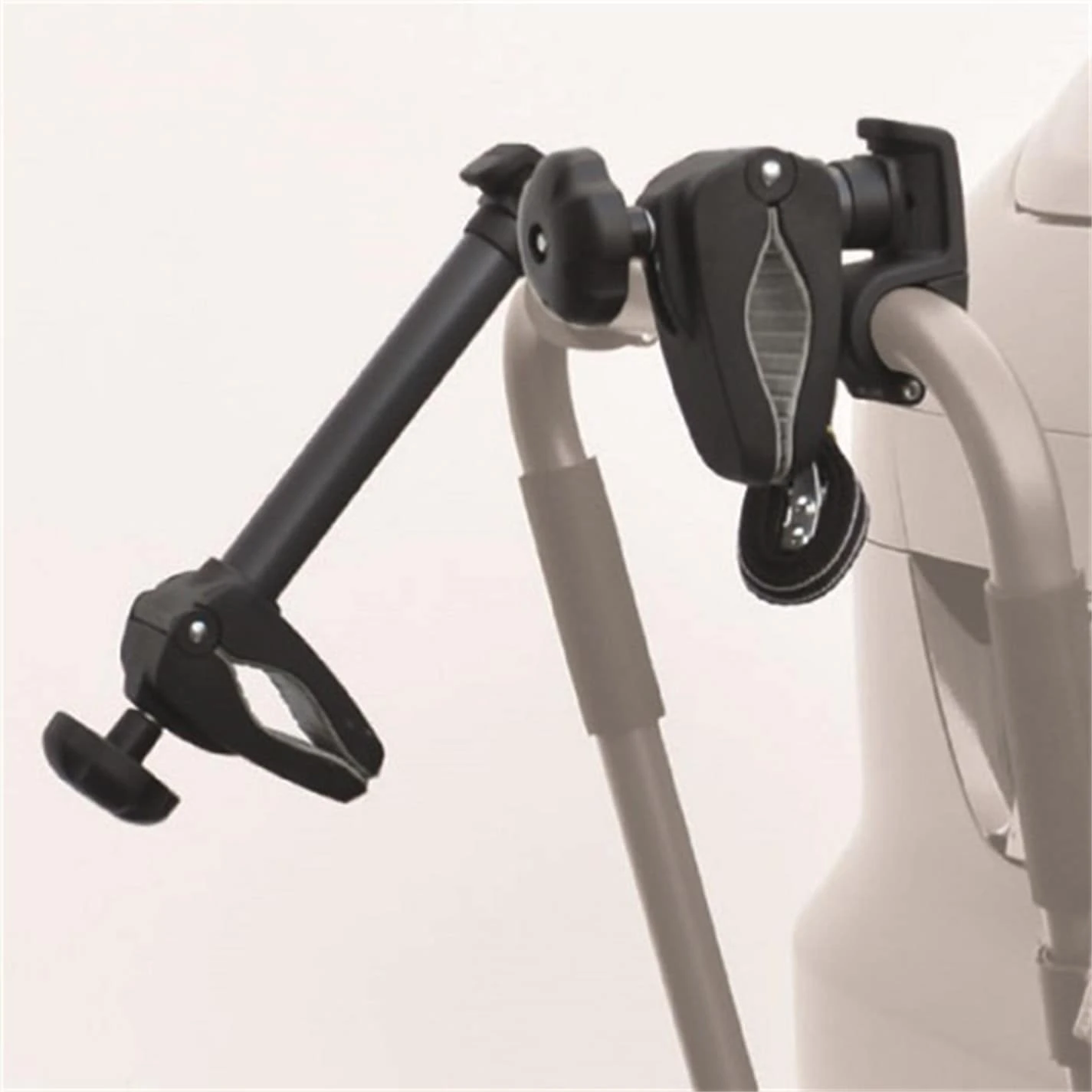 Peruzzo Pure Instinct Tow Bar 3 Bike Carrier - Image 7