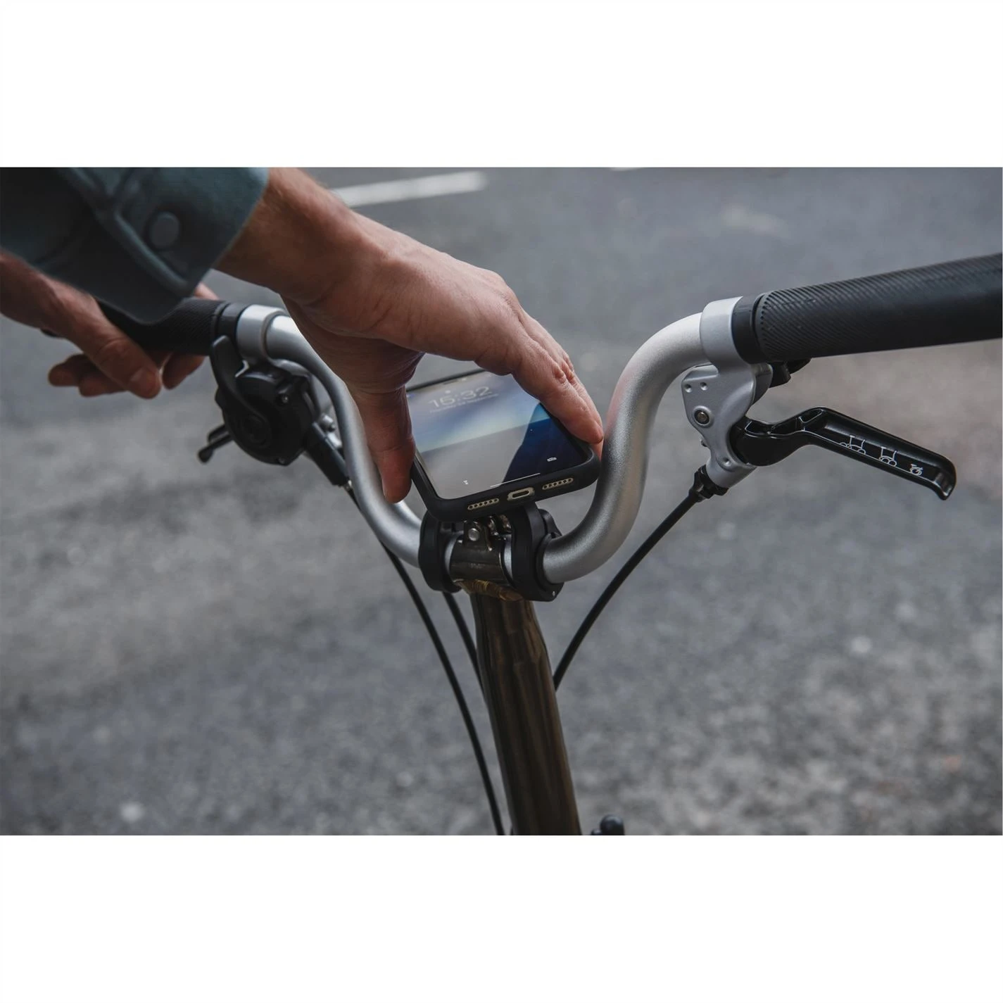Brompton Quadlock Phone Mount - Image 8