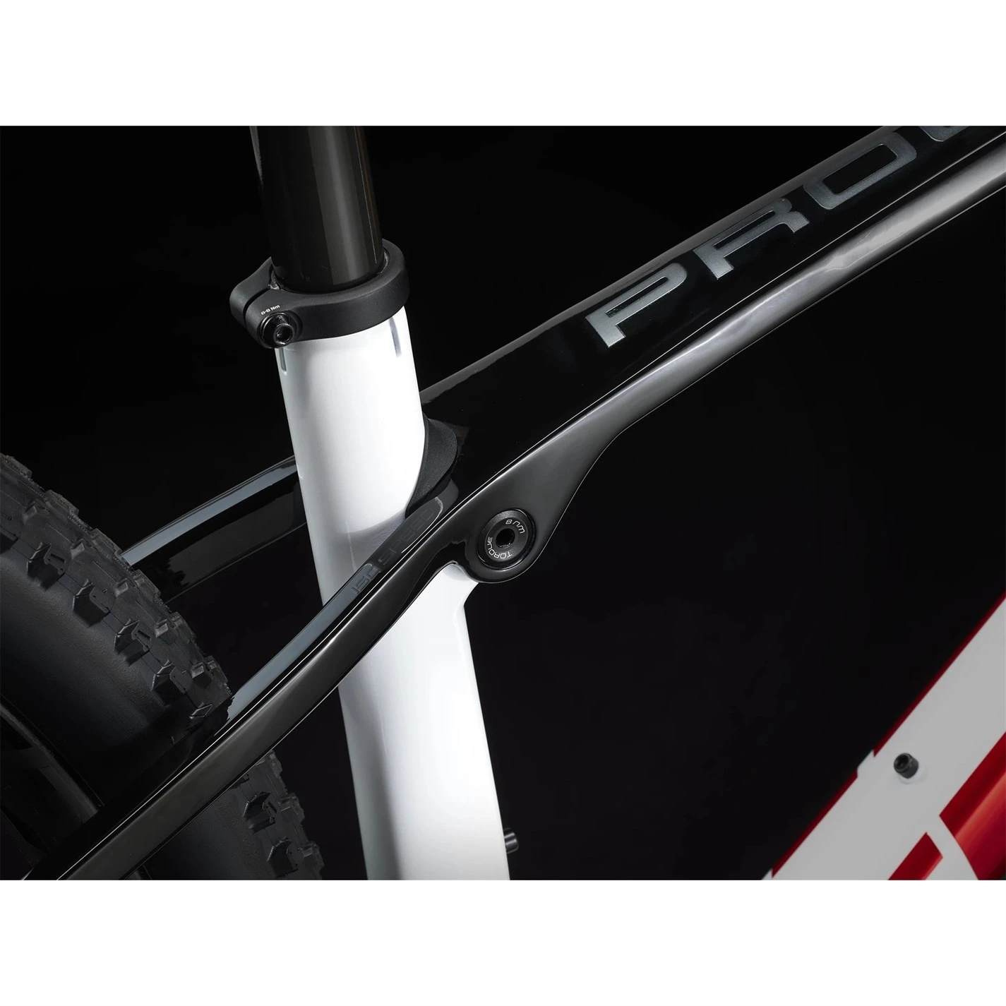 Trek Procaliber 9.7 Mountain Bike - Image 3