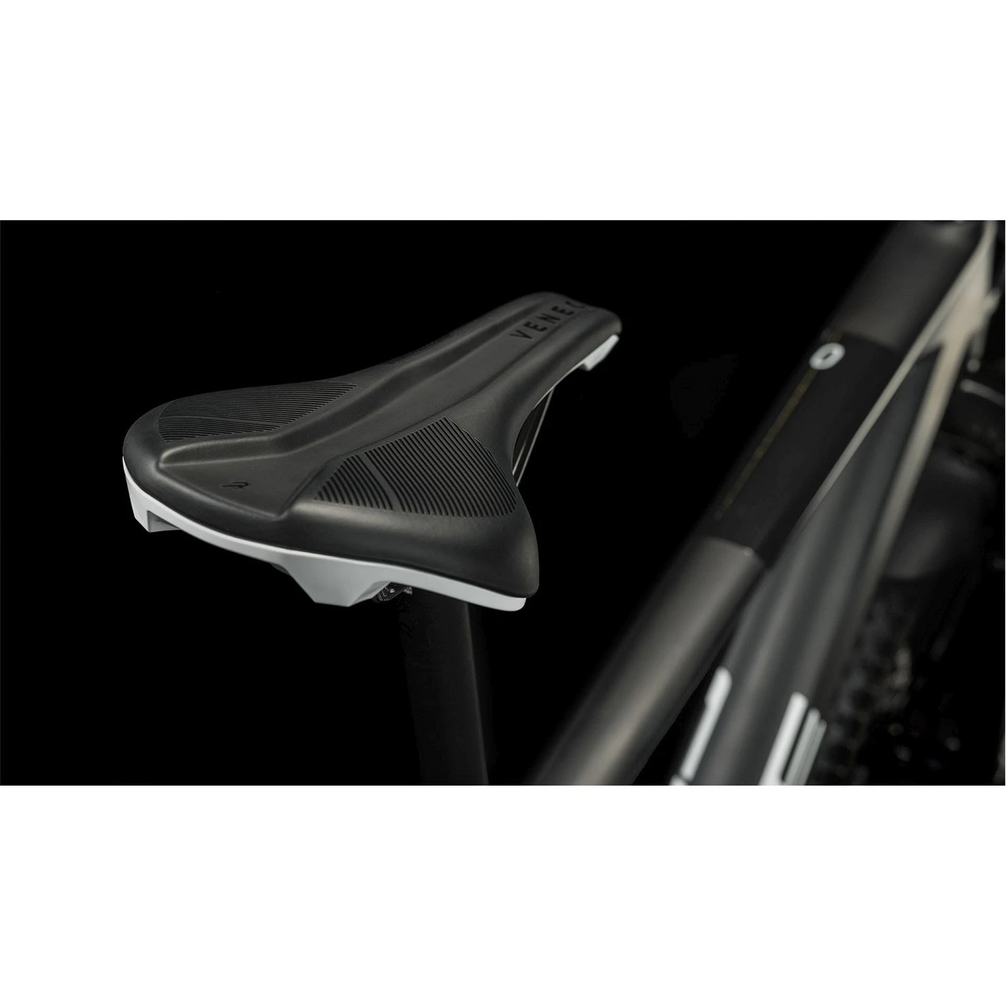 Roval Alpinist CLX II Front Road Wheel - Image 5