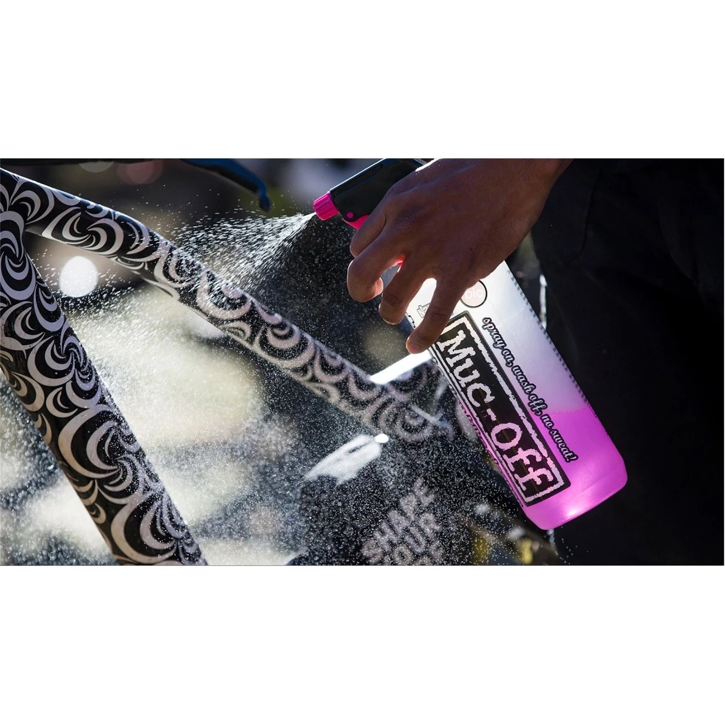 Muc-Off Bike Cleaner Concentrate 1 Litre Bottle - Image 5