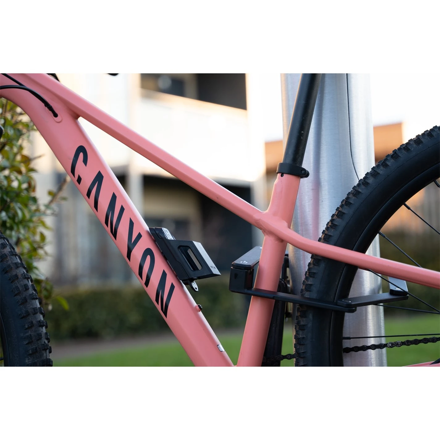 Hiplok SWITCH Folding Lock - Image 5