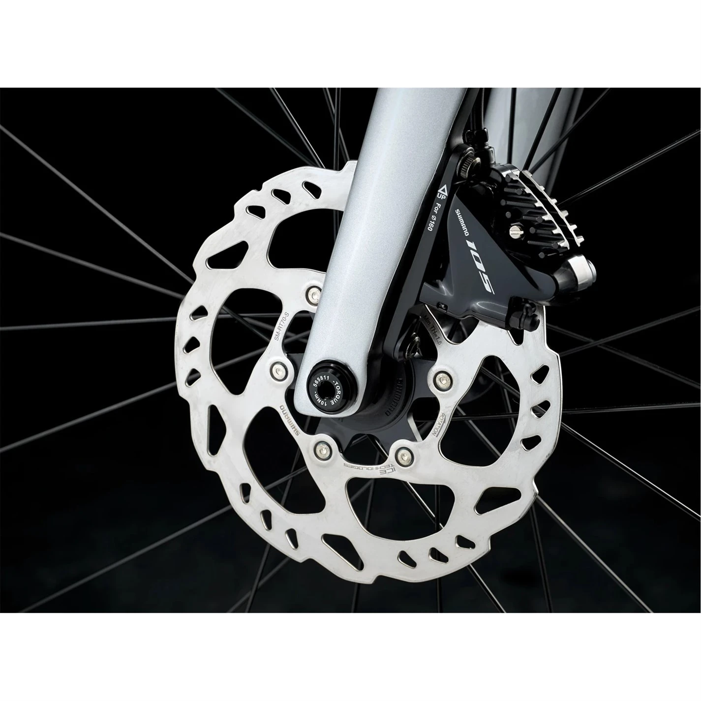 Trek Emonda SL5 Disc Road Bike - Image 10