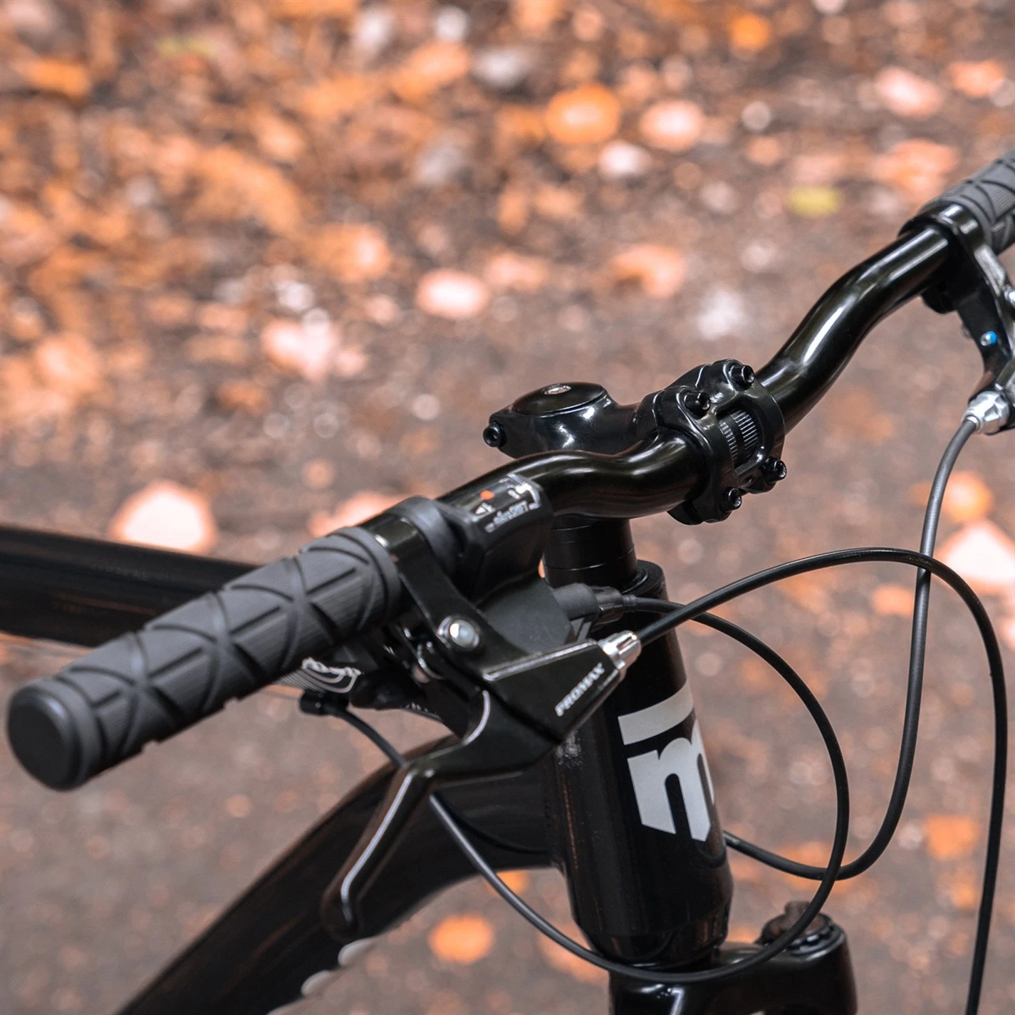 Mongoose Trailmax 26 Inch Kids Bike - Image 8