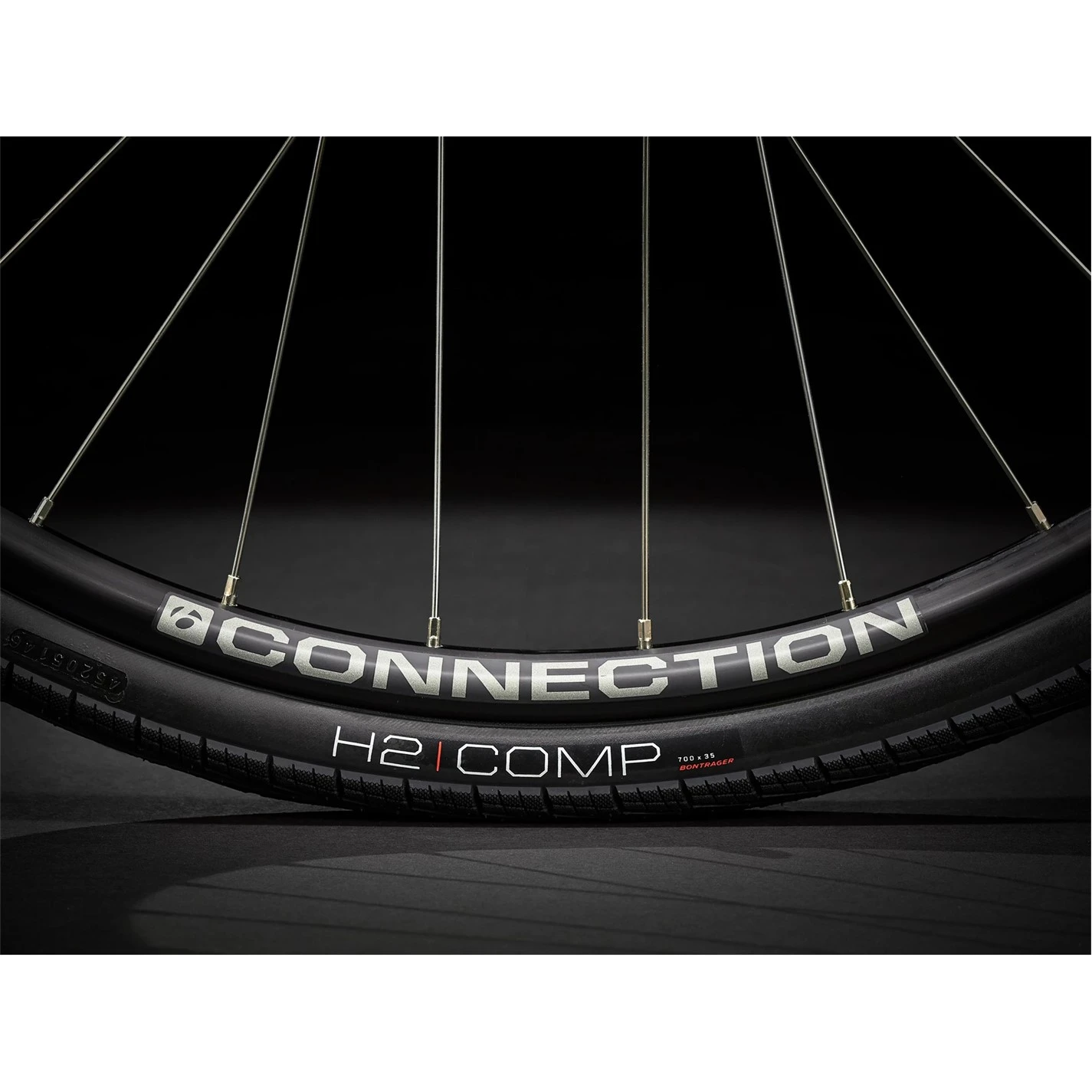 Trek FX 2 Disc Women's Hybrid Bike - Image 7